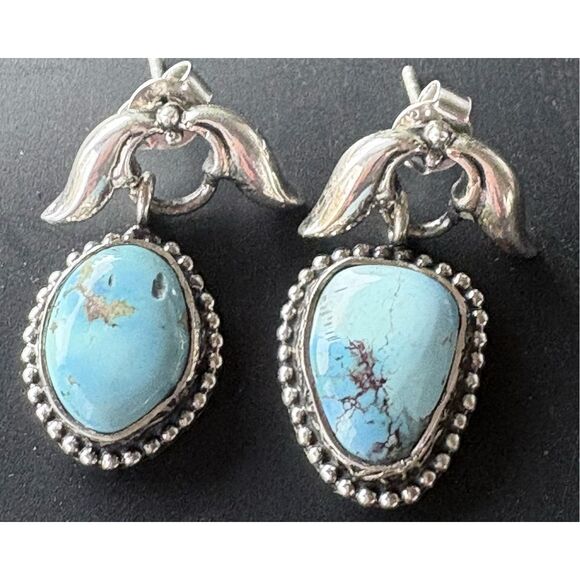 New Hespera 925 Sterling Silver & Kingman Turquoise Oval Dangle Drop Earrings - Picture 2 of 8